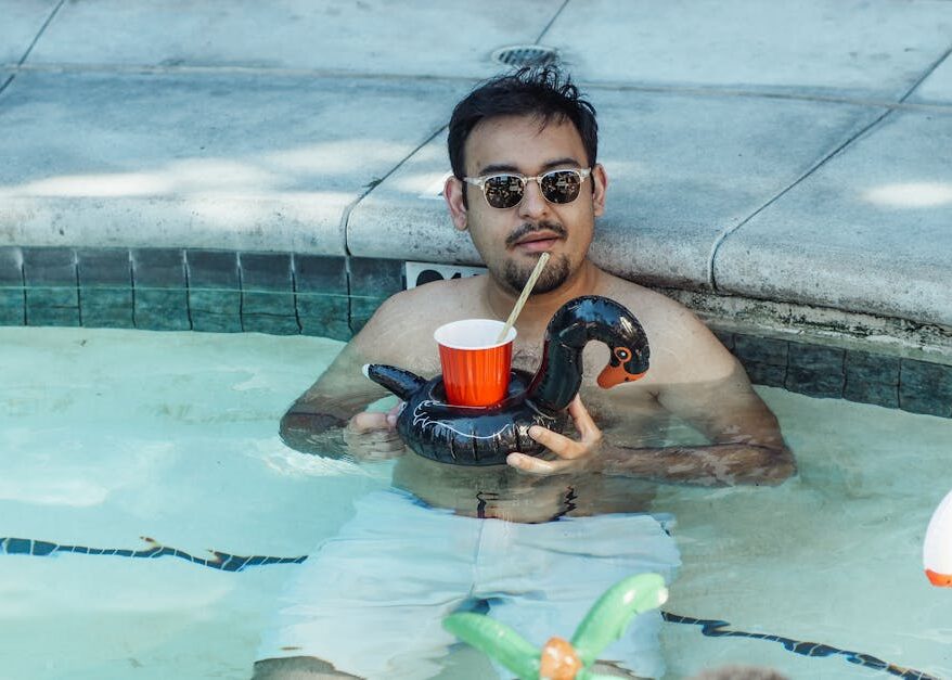 découvrez notre collection de bouées et flotteurs de piscine, idéaux pour vos journées ensoleillées. que vous cherchiez du confort, du style ou des activités aquatiques, nos flotteurs colorés et amusants vous garantissent des moments de détente et de plaisir au bord de l'eau.