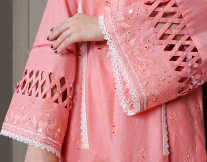 découvrez viral clothing, la marque de vêtements tendance qui fait sensation sur les réseaux sociaux. adoptez un style unique et audacieux avec nos collections exclusives et actuelles. livraison rapide et qualité garantie.