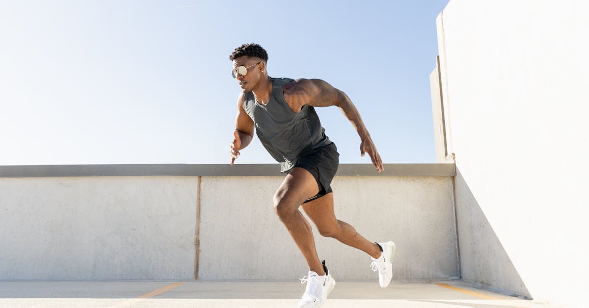 découvrez les dernières tendances de la fast fashion : styles incontournables, nouveautés à petits prix et conseils pour suivre la mode rapidement et facilement, tout en restant à la pointe de l’actualité fashion.