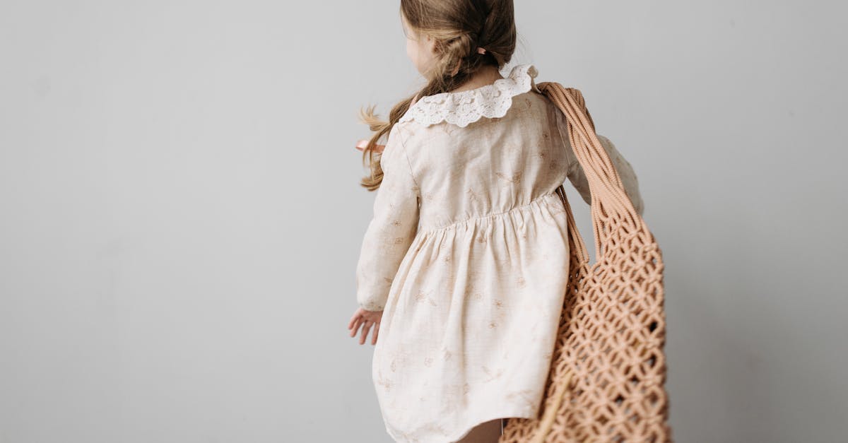 découvrez des vêtements pour enfants écoresponsables, conçus avec des matières durables et respectueuses de l'environnement. offrez à vos enfants confort, style et protection de la planète avec notre collection de mode durable.